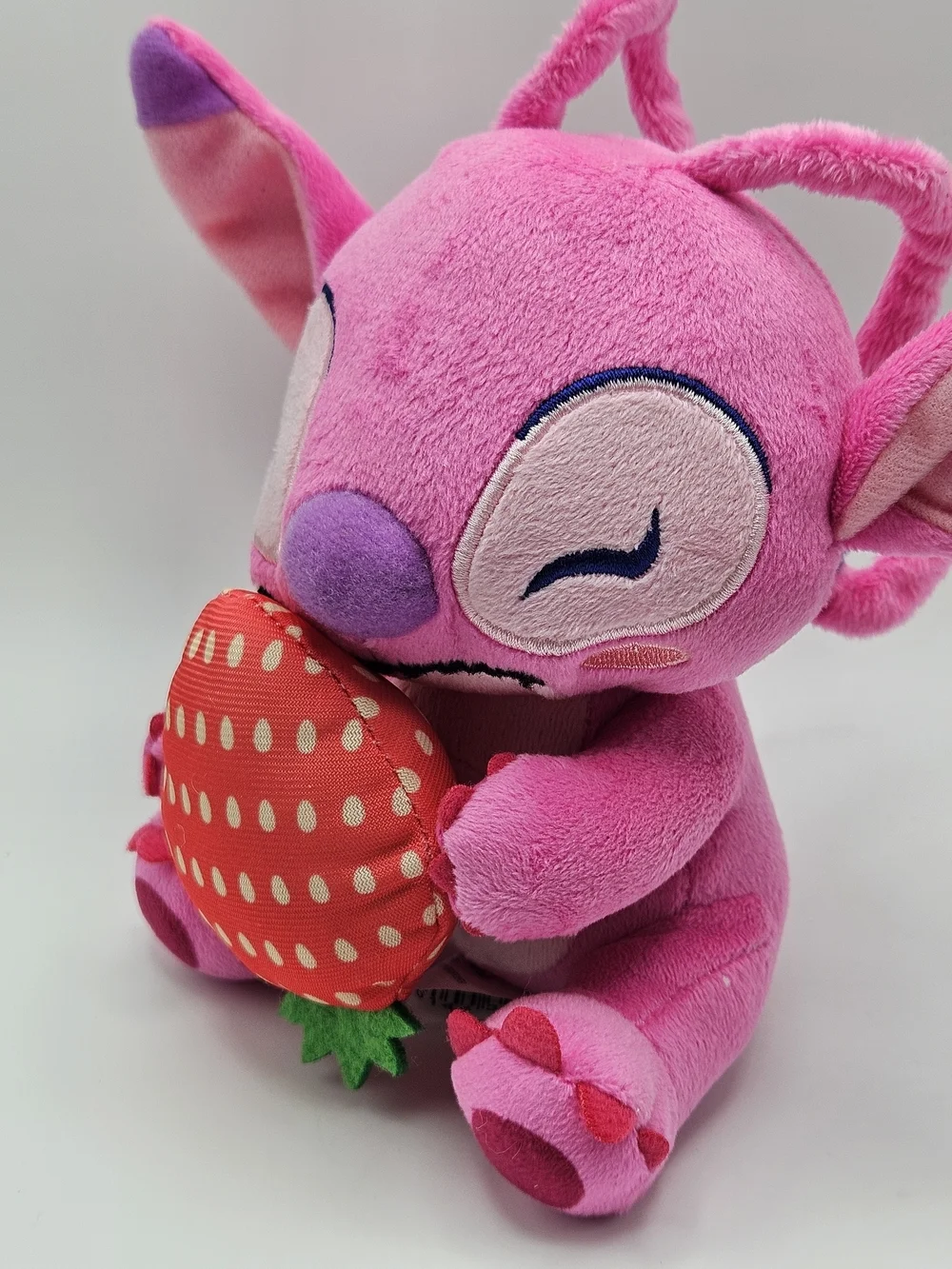 NEW Disney Lilo & Stitch Feed Me Series Pink Angel with Strawberry 6